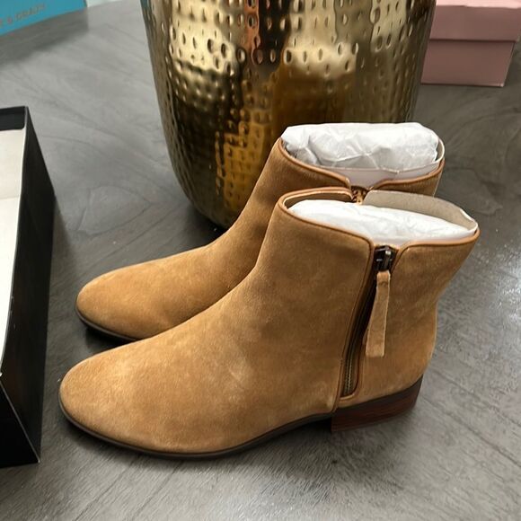 Naturalizer Robyn Golden Caramel Suede (Wide) - Picture 11 of 12